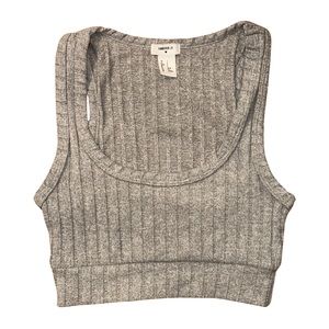 FOREVER 21 - Gray Ribbed Scoop Neck Crop Top